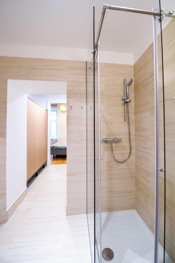 City Centre Chic Apartment Ljubljana 1/4 Kültér fotó